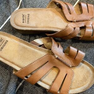 Earth Organic sandals